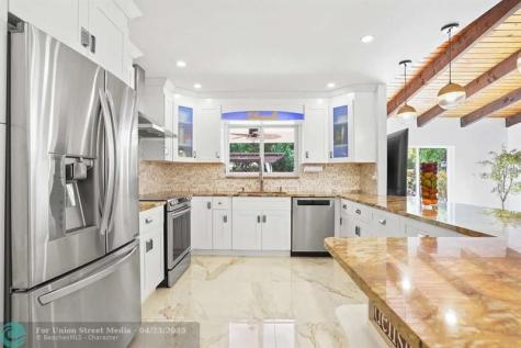 21661 Sonoma Court Boca Raton FL 33433