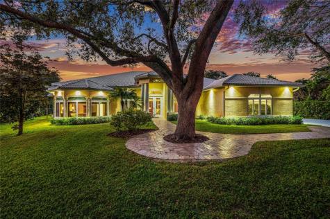 7273 NW 63rd Way Parkland FL 33067
