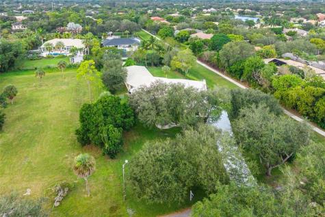 7273 NW 63rd Way Parkland FL 33067