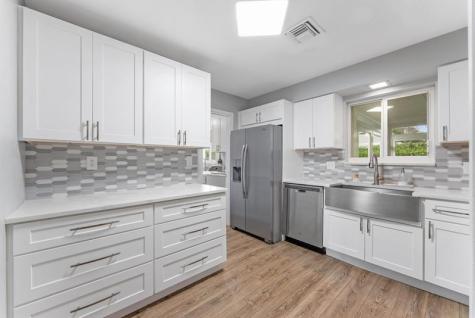 2811 NE 45th Street Lighthouse Point FL 33064