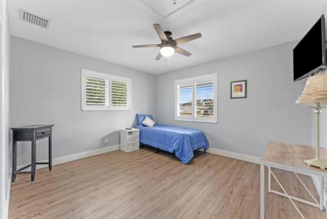 2811 NE 45th Street Lighthouse Point FL 33064