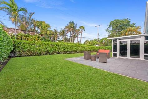 2811 NE 45th Street Lighthouse Point FL 33064