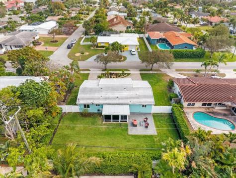 2811 NE 45th Street Lighthouse Point FL 33064
