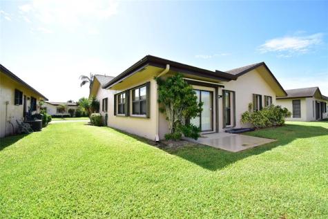 3305 Silver Buttonwood Drive Greenacres FL 33463