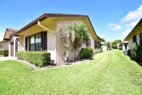 3305 Silver Buttonwood Drive Greenacres FL 33463