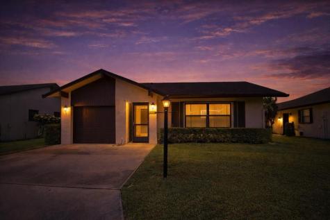 3305 Silver Buttonwood Drive Greenacres FL 33463