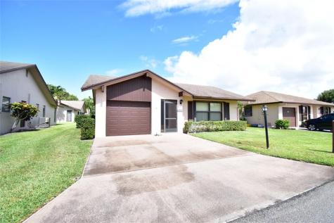 3305 Silver Buttonwood Drive Greenacres FL 33463