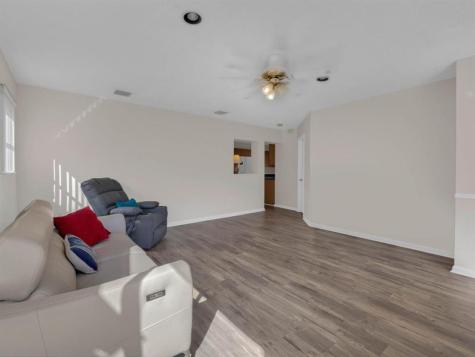 5372 NW 5th Avenue Oakland Park FL 33309