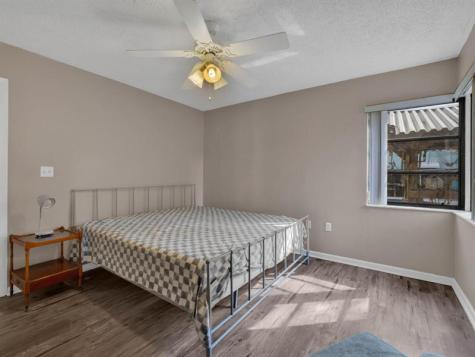5372 NW 5th Avenue Oakland Park FL 33309