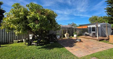 688 NW 100th Lane Coral Springs FL 33071