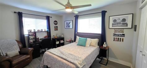 688 NW 100th Lane Coral Springs FL 33071