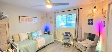 688 NW 100th Lane Coral Springs FL 33071