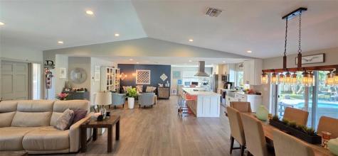 688 NW 100th Lane Coral Springs FL 33071