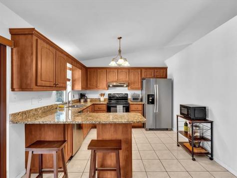 895 NW 87th Avenue Coral Springs FL 33071