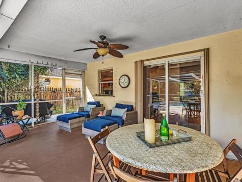 895 NW 87th Avenue Coral Springs FL 33071