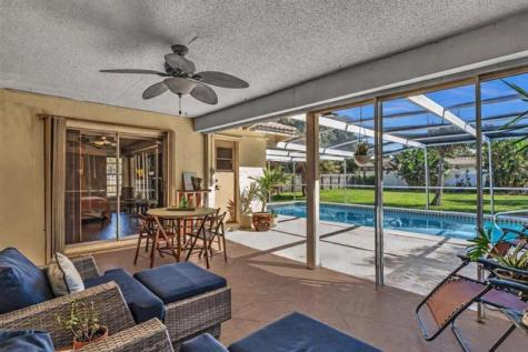 895 NW 87th Avenue Coral Springs FL 33071