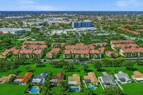 895 NW 87th Avenue Coral Springs FL 33071