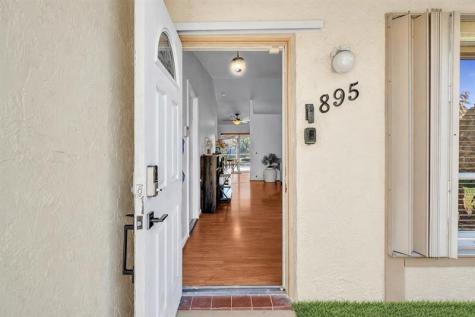 895 NW 87th Avenue Coral Springs FL 33071