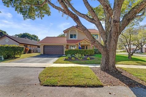 14240 Harpers Ferry Street Davie FL 33325
