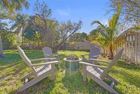 14240 Harpers Ferry Street Davie FL 33325