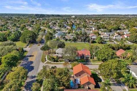 14240 Harpers Ferry Street Davie FL 33325