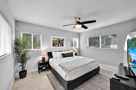 818 NE 18th Street Fort Lauderdale FL 33305