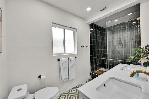 818 NE 18th Street Fort Lauderdale FL 33305