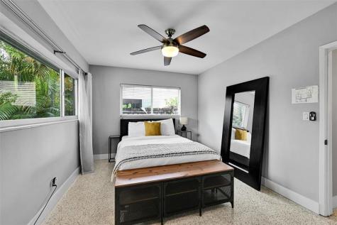 818 NE 18th Street Fort Lauderdale FL 33305