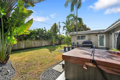 818 NE 18th Street Fort Lauderdale FL 33305