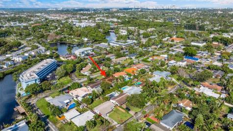 818 NE 18th Street Fort Lauderdale FL 33305