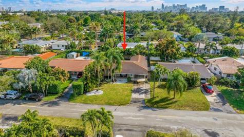 818 NE 18th Street Fort Lauderdale FL 33305