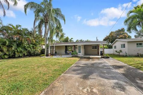 818 NE 18th Street Fort Lauderdale FL 33305