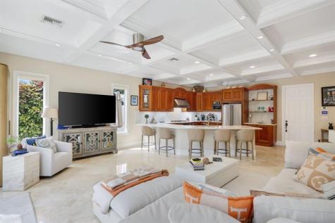 4850 NE 29th Avenue Lighthouse Point FL 33064
