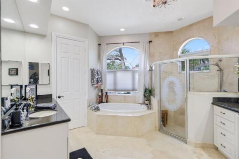 4850 NE 29th Avenue Lighthouse Point FL 33064