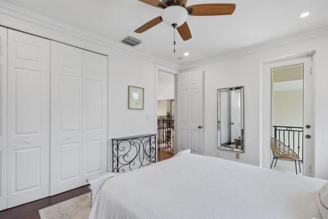 4850 NE 29th Avenue Lighthouse Point FL 33064