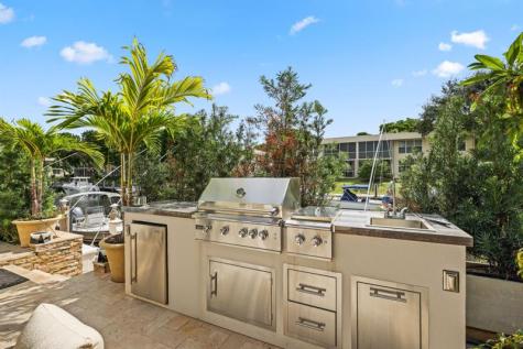 4850 NE 29th Avenue Lighthouse Point FL 33064