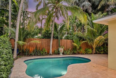 317 N Victoria Park Road Fort Lauderdale FL 33301