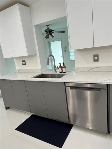 8952 NW 25th Court Coral Springs FL 33065