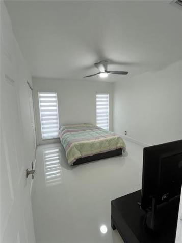 8952 NW 25th Court Coral Springs FL 33065