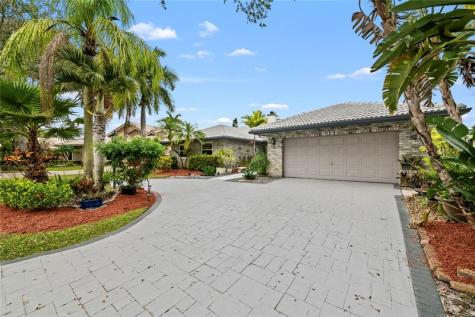 5321 NW 89th Drive Coral Springs FL 33067