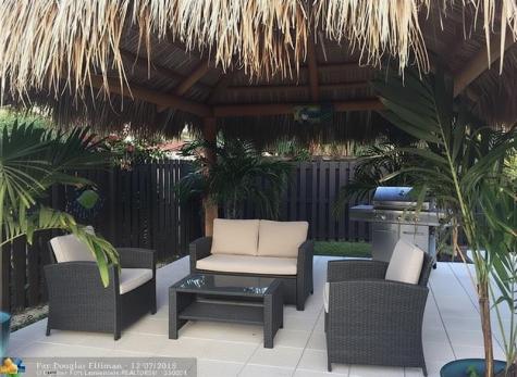 301 SE 8th Court Pompano Beach FL 33060