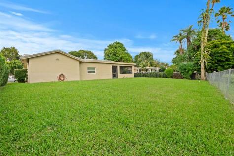 11454 NW 41st Street Coral Springs FL 33065