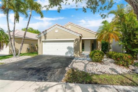 1525 Salerno Circle Weston FL 33327