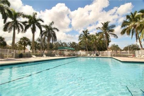 1525 Salerno Circle Weston FL 33327
