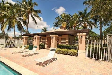 1525 Salerno Circle Weston FL 33327