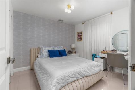 1525 Salerno Circle Weston FL 33327