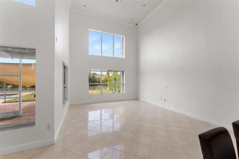 5318 SW 195th Terrace Miramar FL 33029