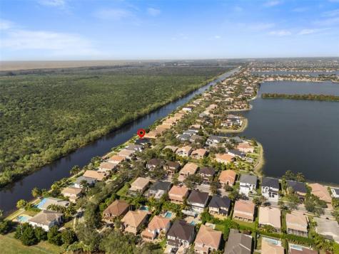 5318 SW 195th Terrace Miramar FL 33029