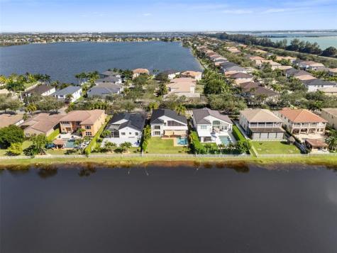 5318 SW 195th Terrace Miramar FL 33029