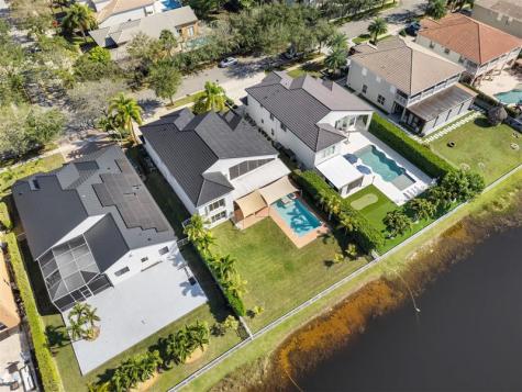 5318 SW 195th Terrace Miramar FL 33029